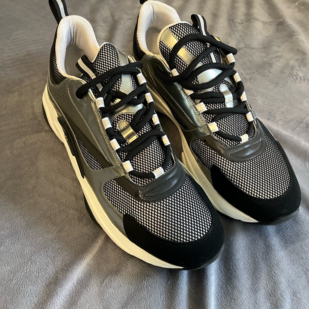 Dior Black and White Men's Sneakers - Picture 3 of 3